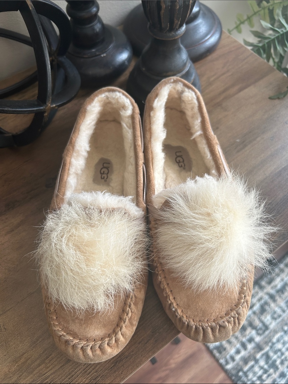 UGG Dakota Chestnut Suede Pom Pom Shearling Moccasins 6